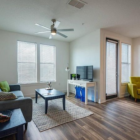 Frontdesk Noho Flats At North Hyde Park Apts Tampa Apartment Exterior photo